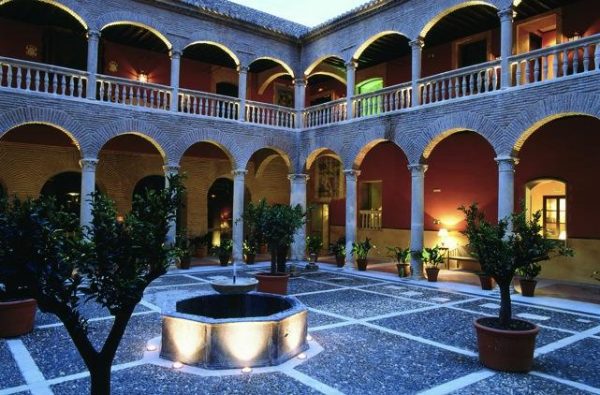 Granada acoge el I Coloquio de Cannabis Terapéutico y Medicinal