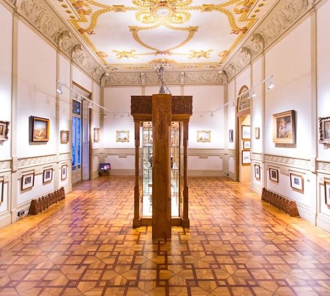 most spectacular cannabis stores